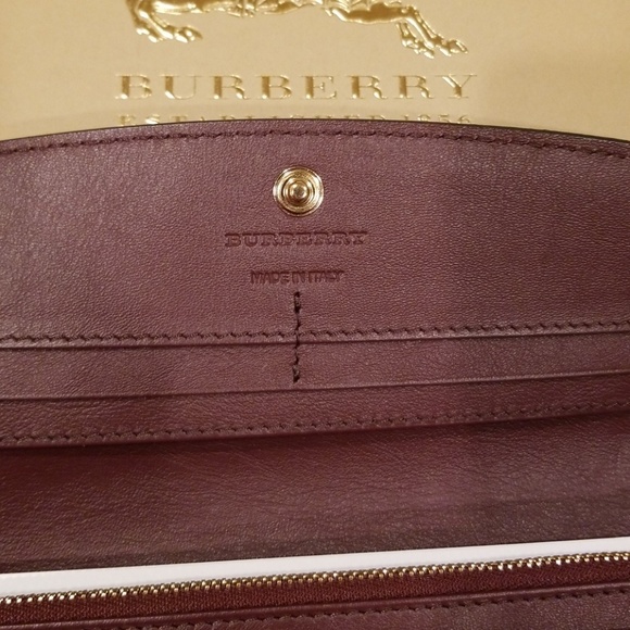 Burberry Horsferry Check Wallet - Picture 4 of 7